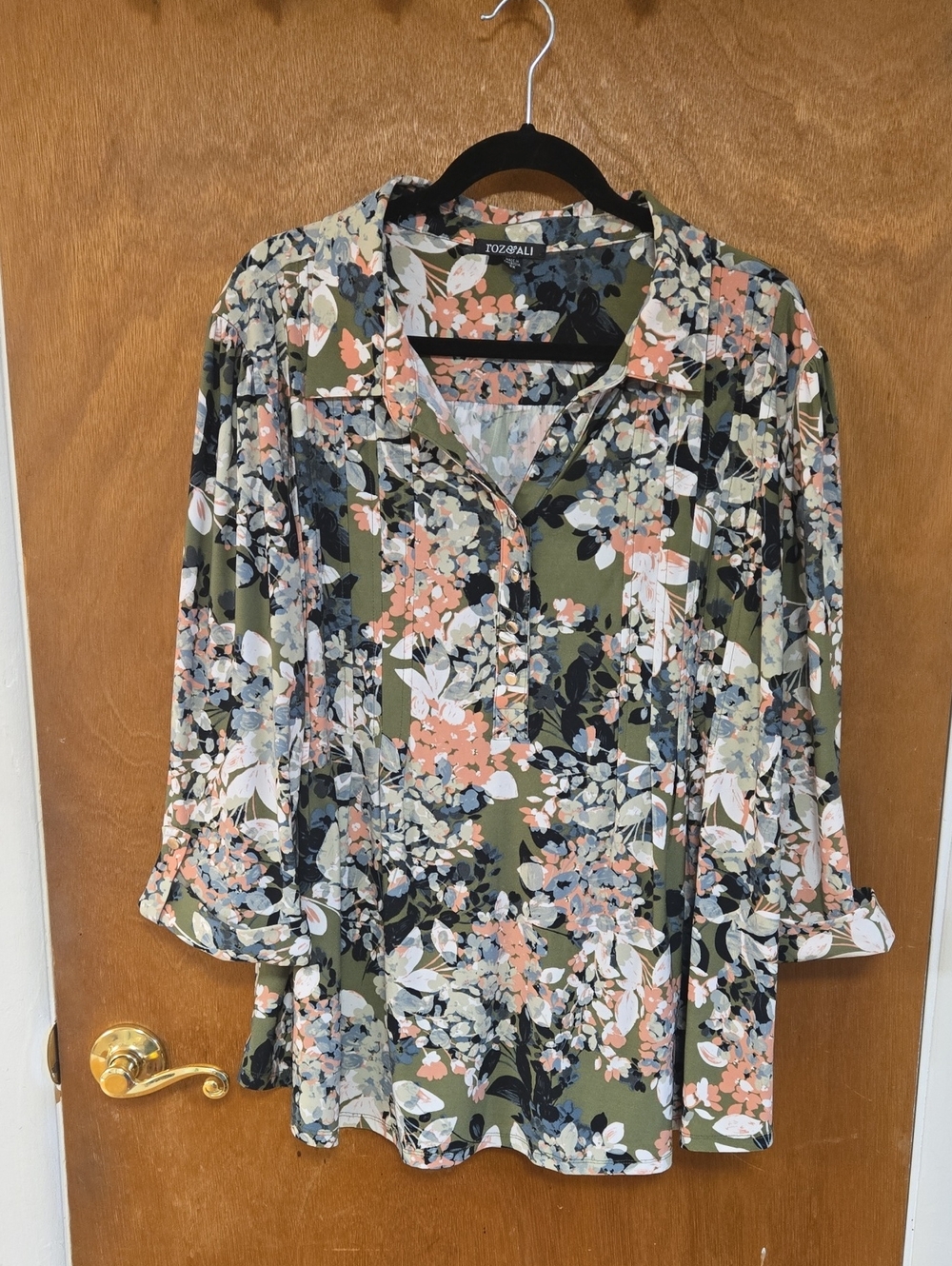 Roz & Ali Olive Floral Button-Front Blouse with Pink and Cream Flowers
